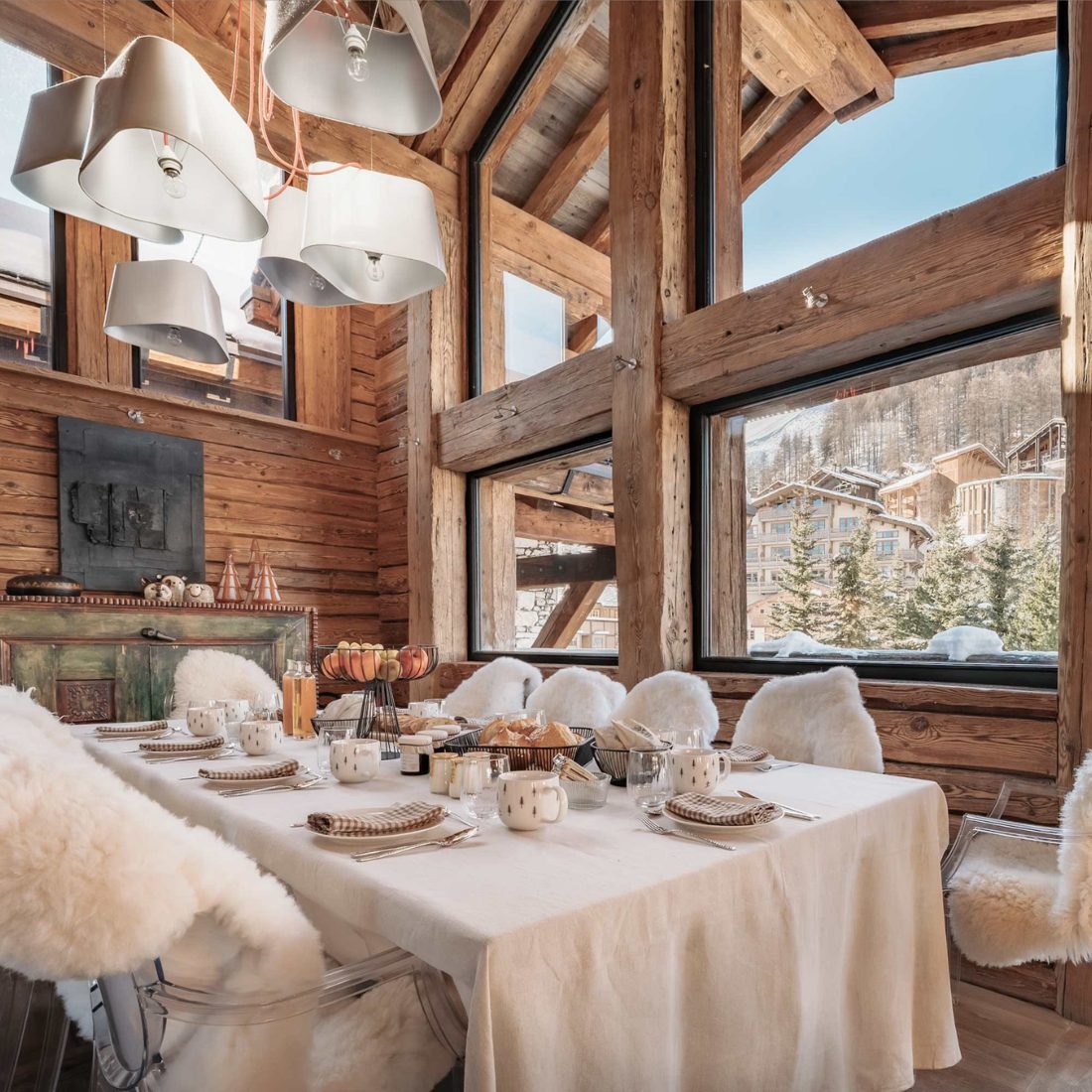 Mountain Rooms & Chalets
